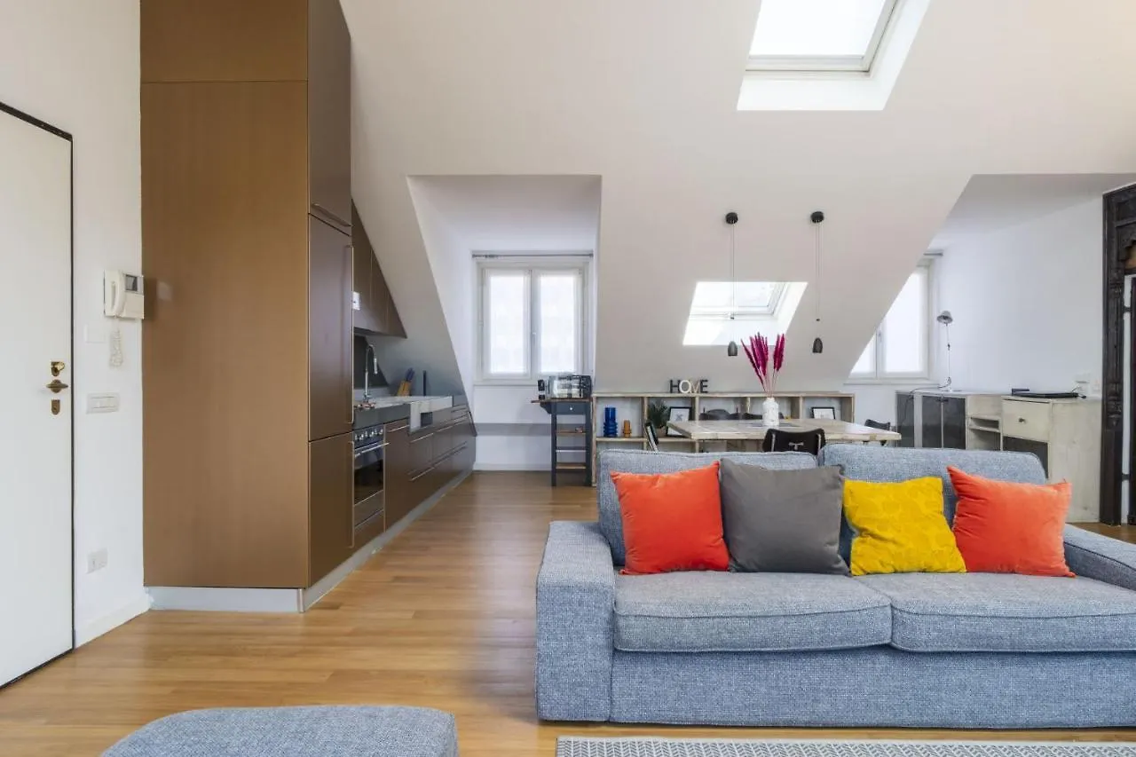 Easylife - Spledido Attico Di Lusso Con Terrazzo In Porta Garibaldi Apartment Milan Italy